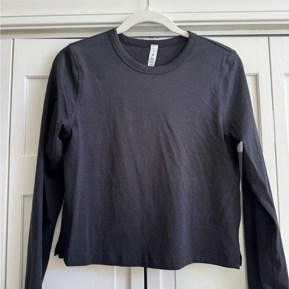 NWOT - Lululemon Black Long Sleeve Shirt